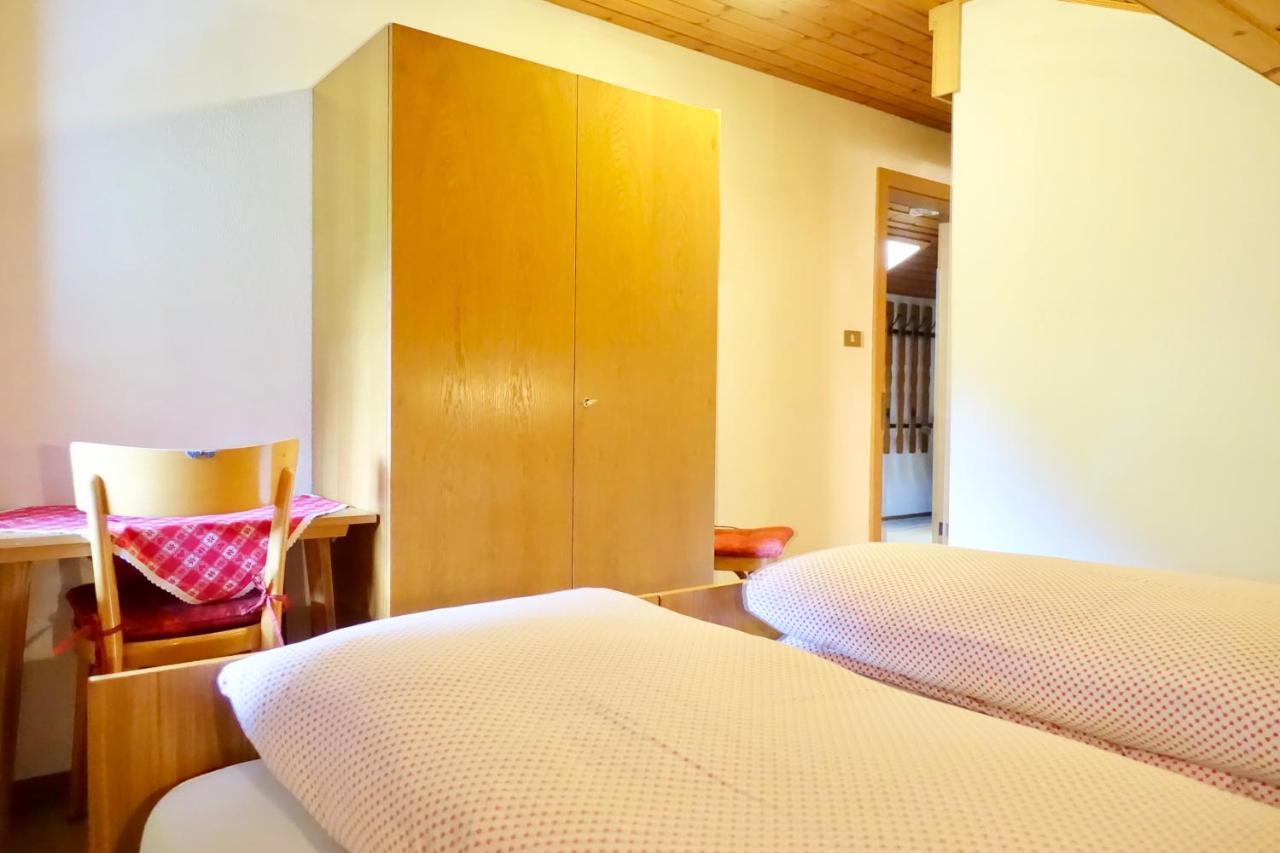 Ciasa Preroman Mansarde Apartment ซานมาร์ตีโน อิน บาร์เดีย ภายนอก รูปภาพ