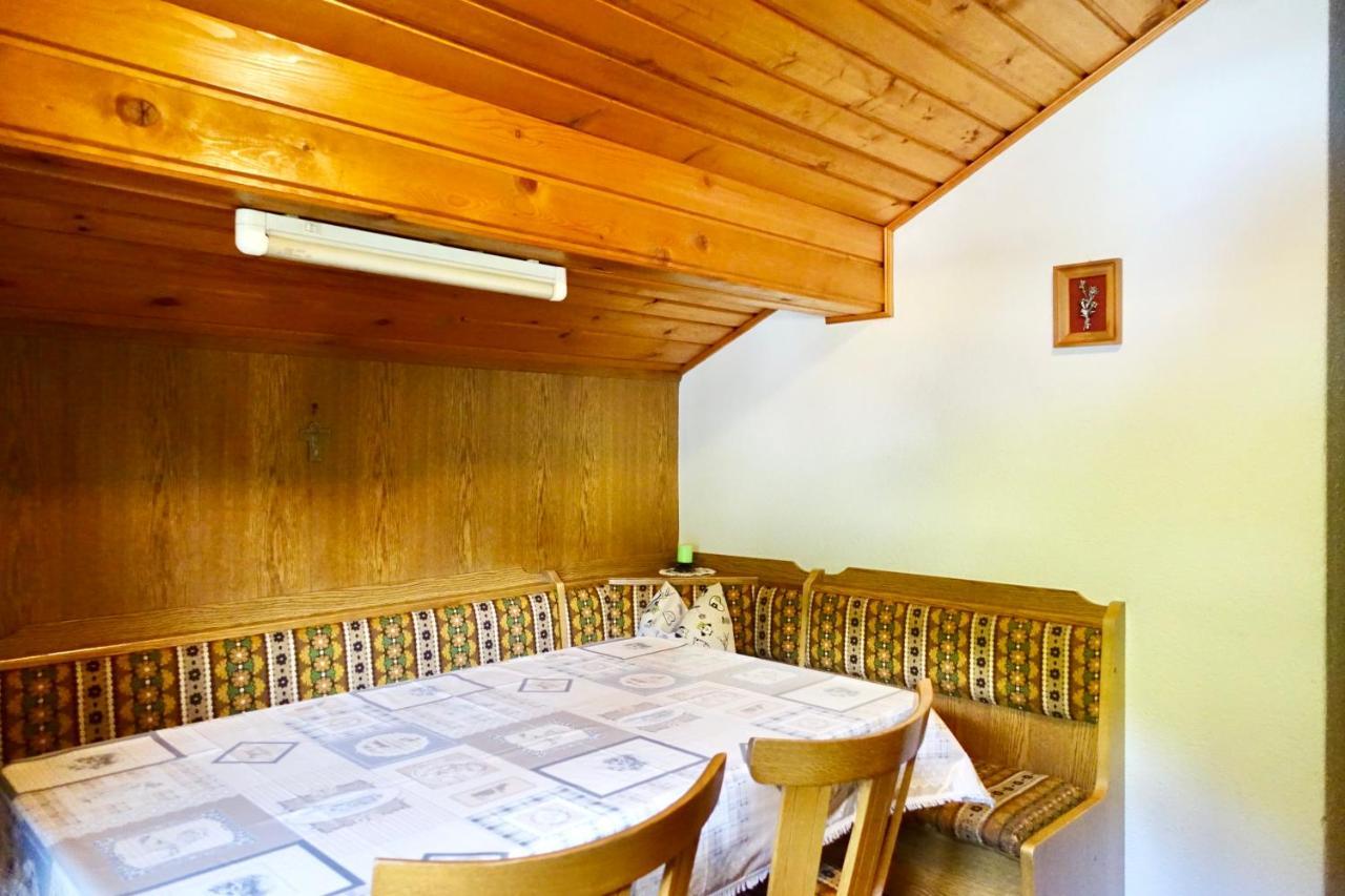 Ciasa Preroman Mansarde Apartment ซานมาร์ตีโน อิน บาร์เดีย ภายนอก รูปภาพ
